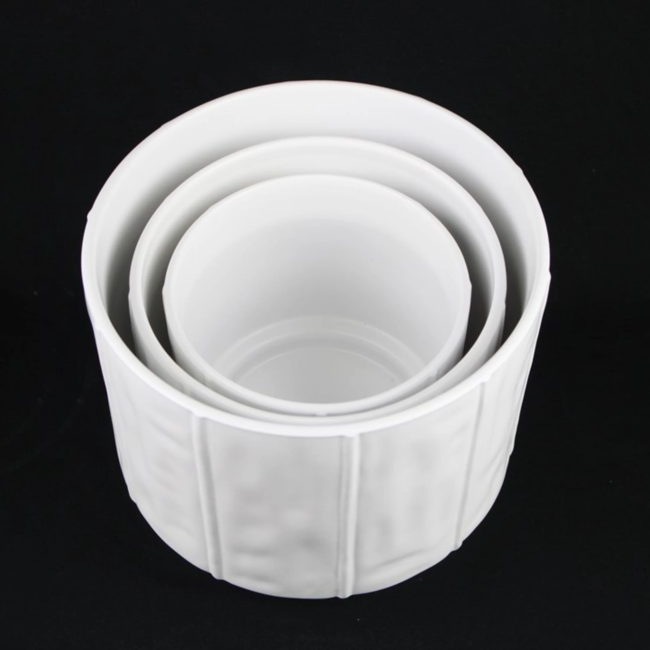 3-Piece White Stoneware Planter Pot Set with Soft Vertical Texture - Image 7