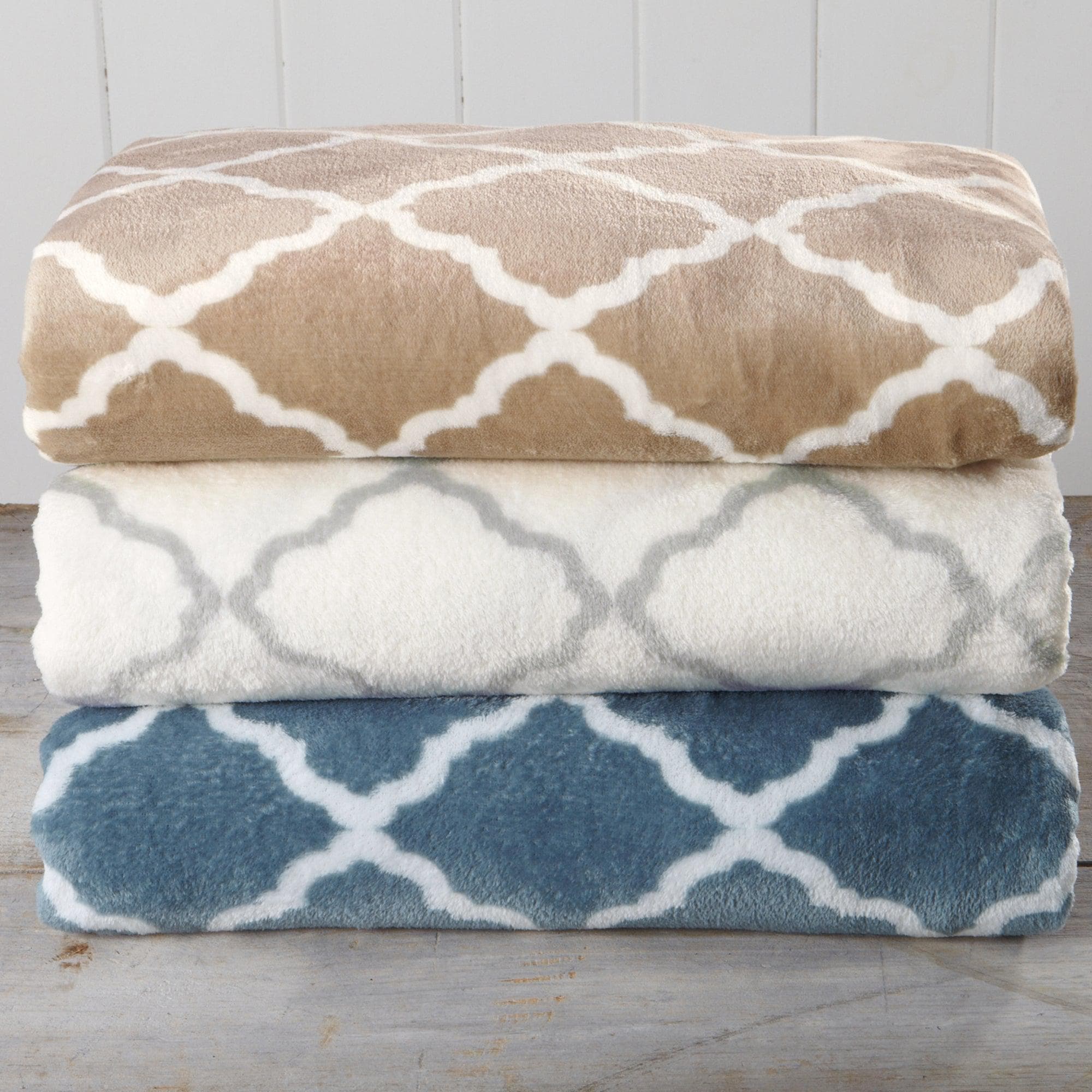 4-Piece Printed Plush Sheet - Velvet Luxe Lattice Collection - Image 12