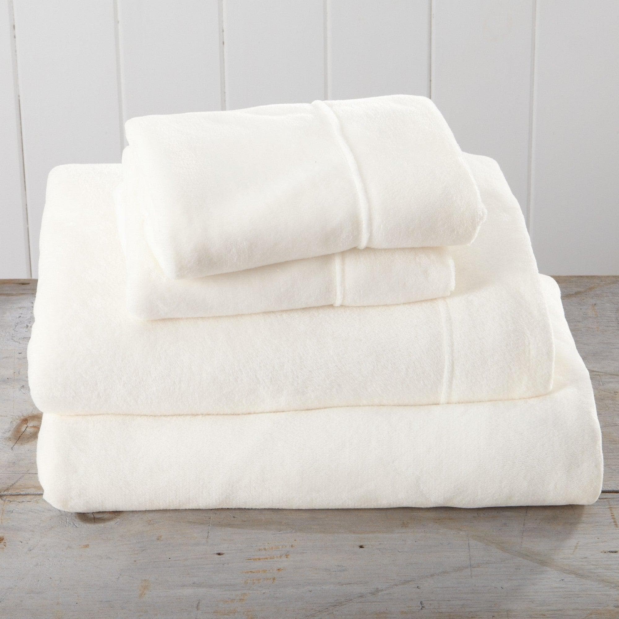 4-Piece Solid Plush Sheet - Velvet Luxe Collection - Image 29