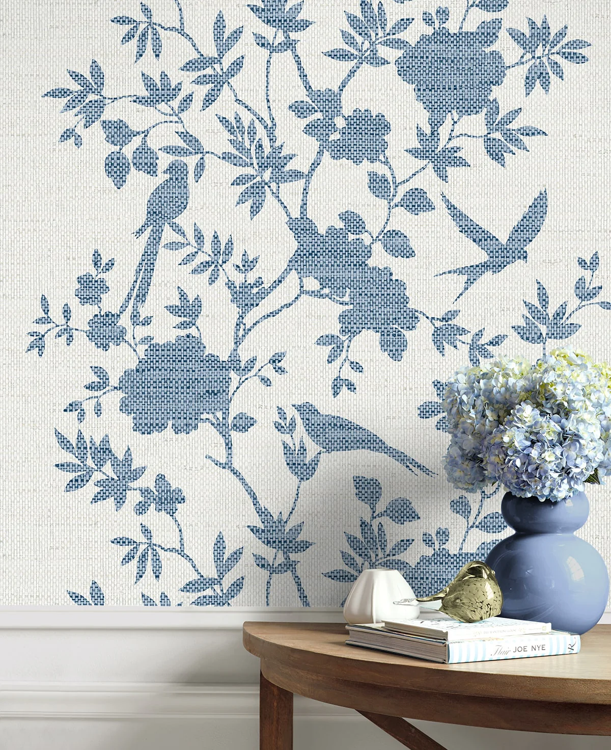 Aloha Bird Trail Chinoiserie Embossed Vinyl Unpasted Wallpaper - Image 3