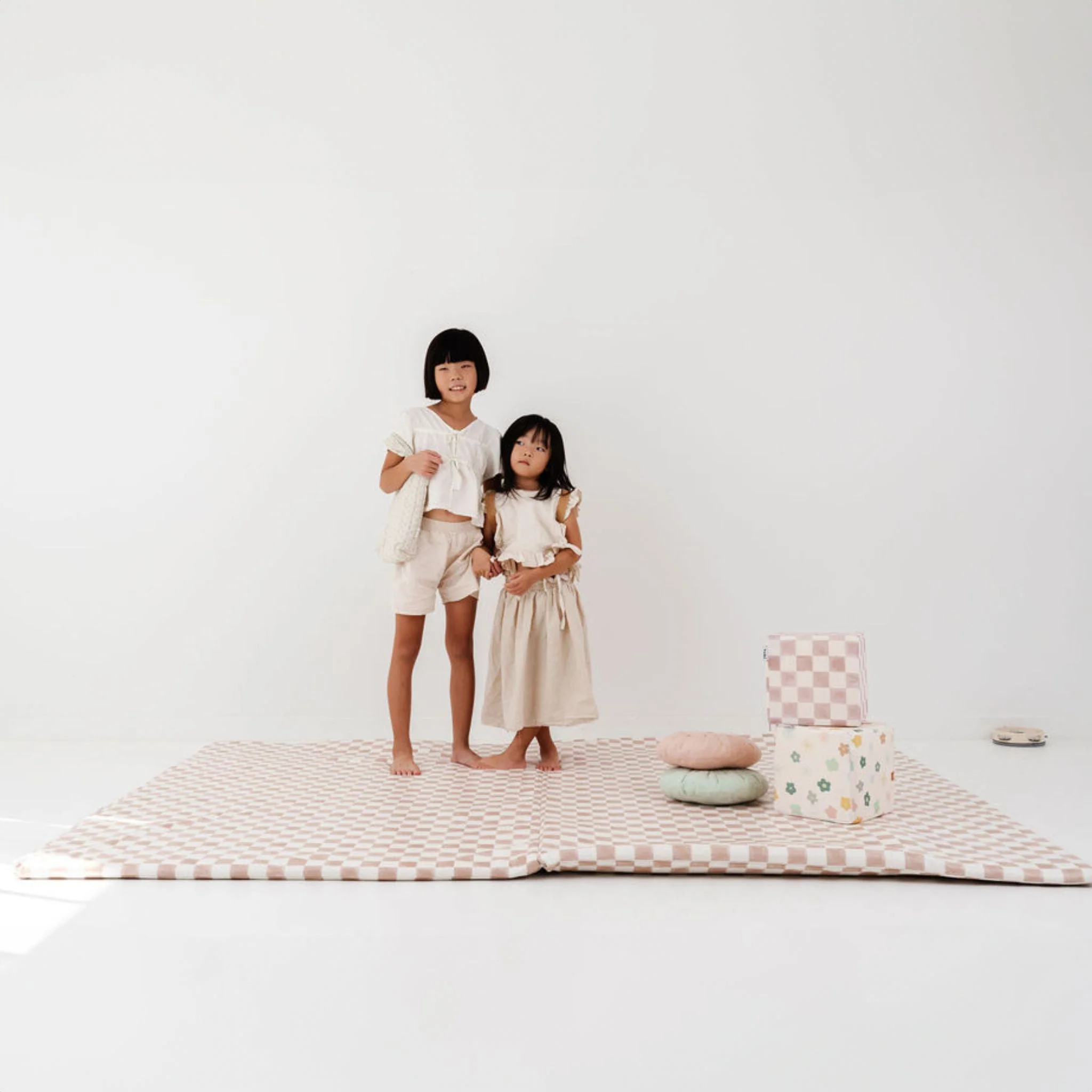 Checker Toffee Vegan Leather Mat - Image 14