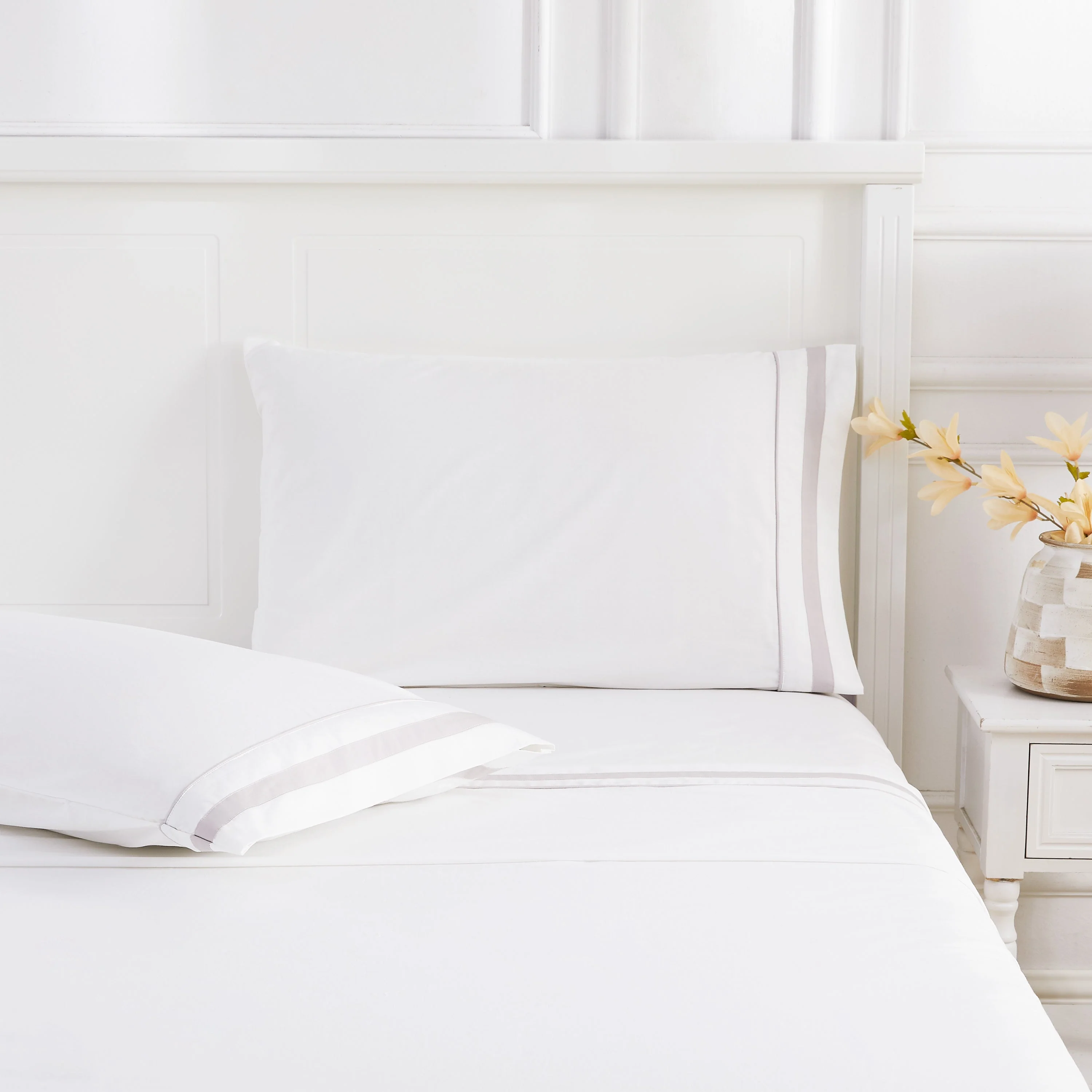 Classic Double Border Percale Cotton Sheet Set - Image 3