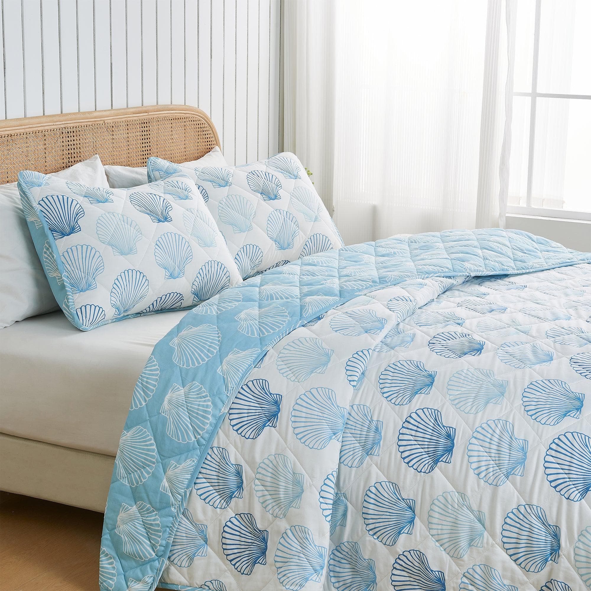 Coastal Blue Seashell Quilt Set - Cersi Collection - Image 4