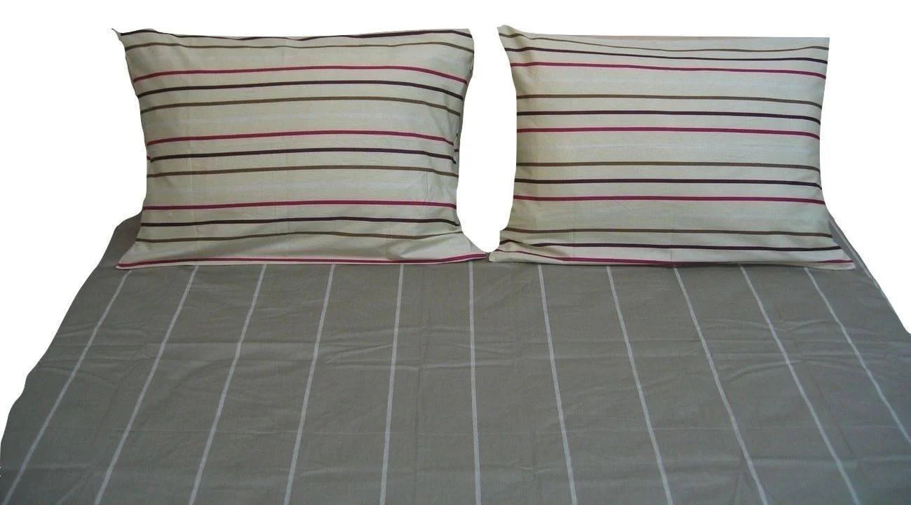 Multi White Grey Striped Fitted & Flat Sheets w/ Pillow Cases Set