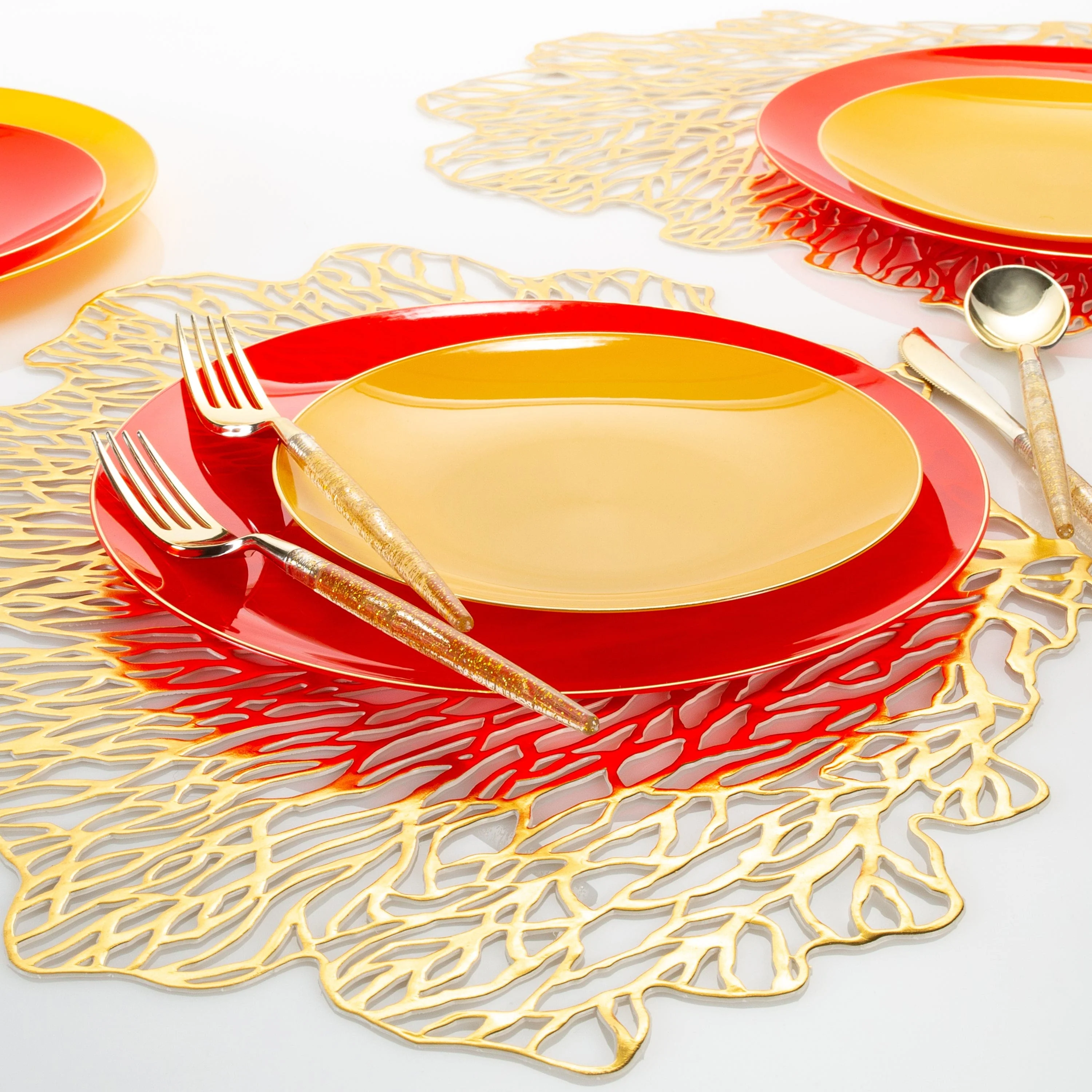 Gold Glitter Plastic Cutlery Set | 32 Pieces - Image 4