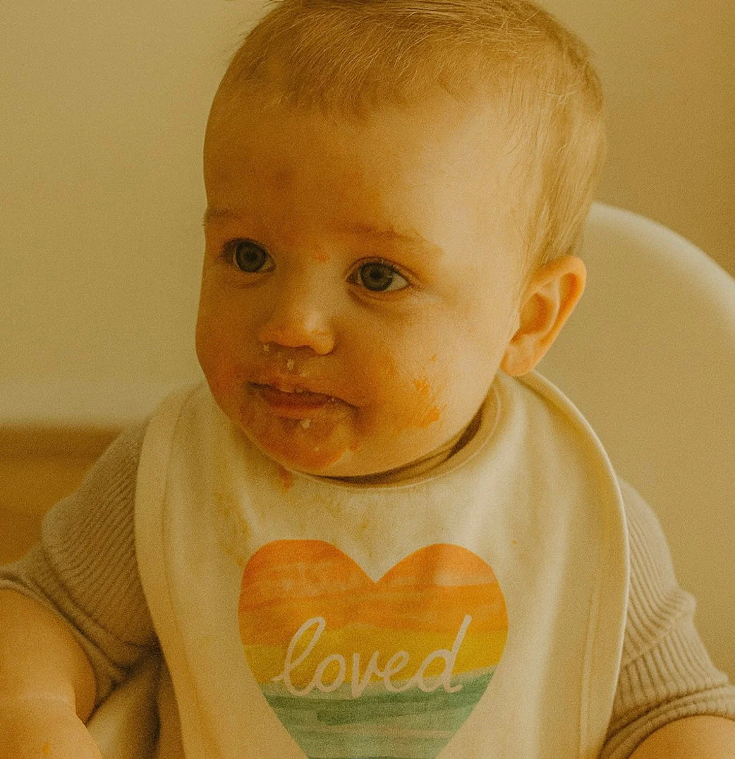 Finn + Emma graphic bib | loved rainbow heart - Image 2