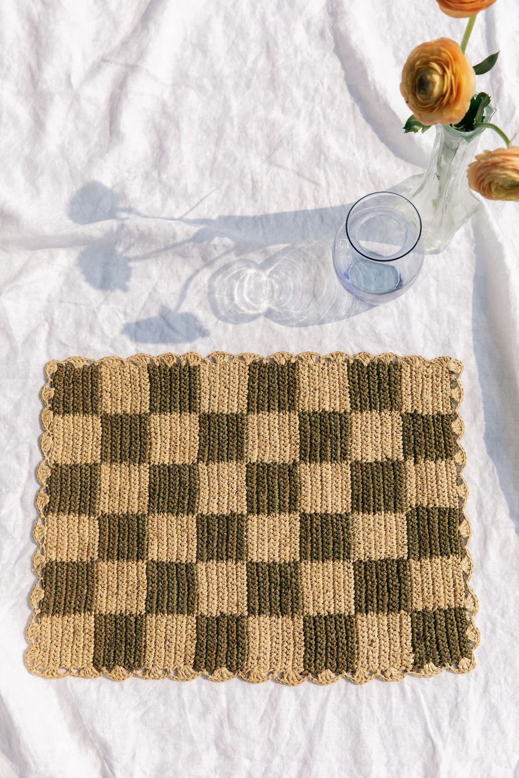 Green Checked Placemat, Rectangular Raffia Tabletop - Image 2