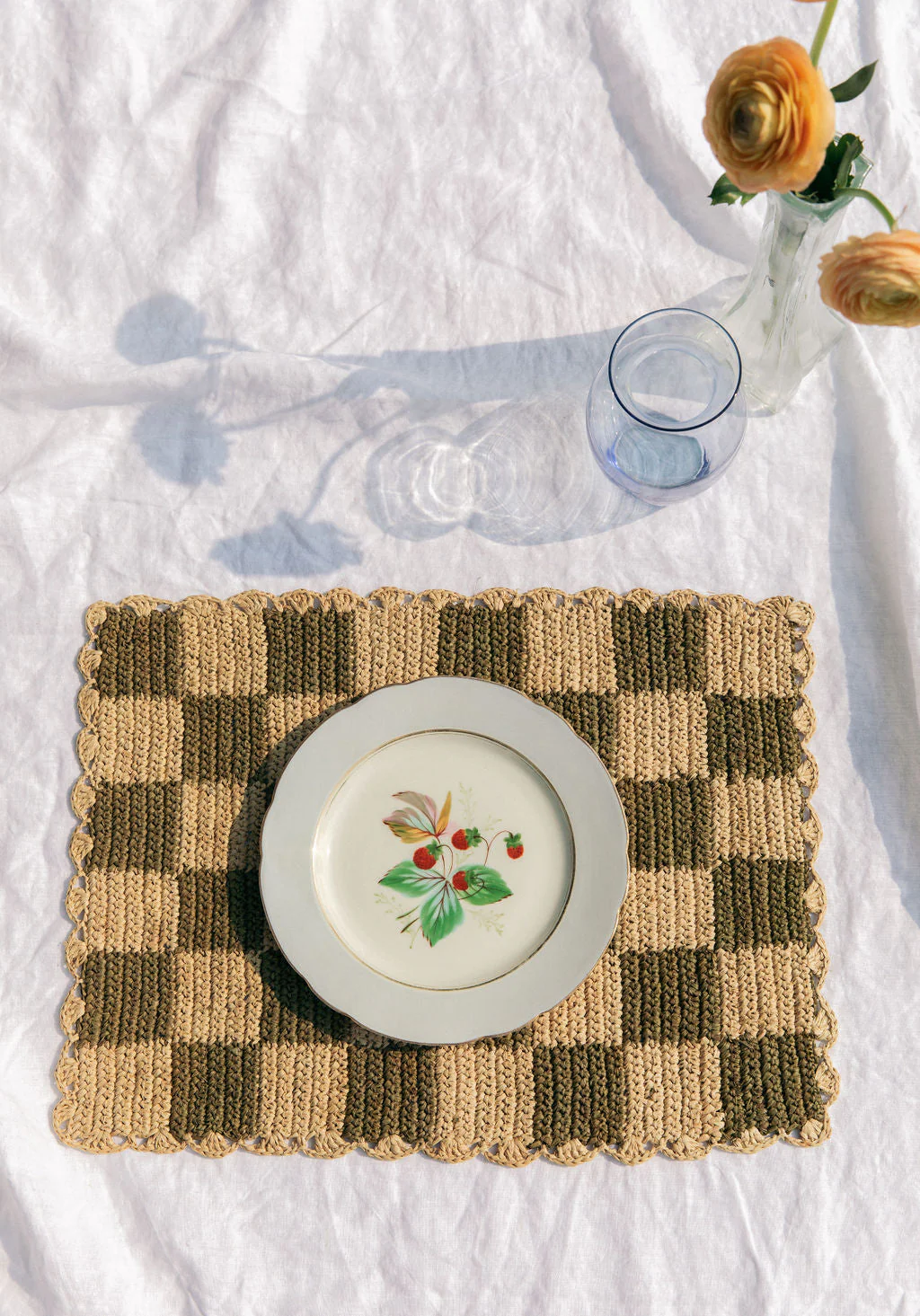 Green Checked Placemat, Rectangular Raffia Tabletop - Image 3