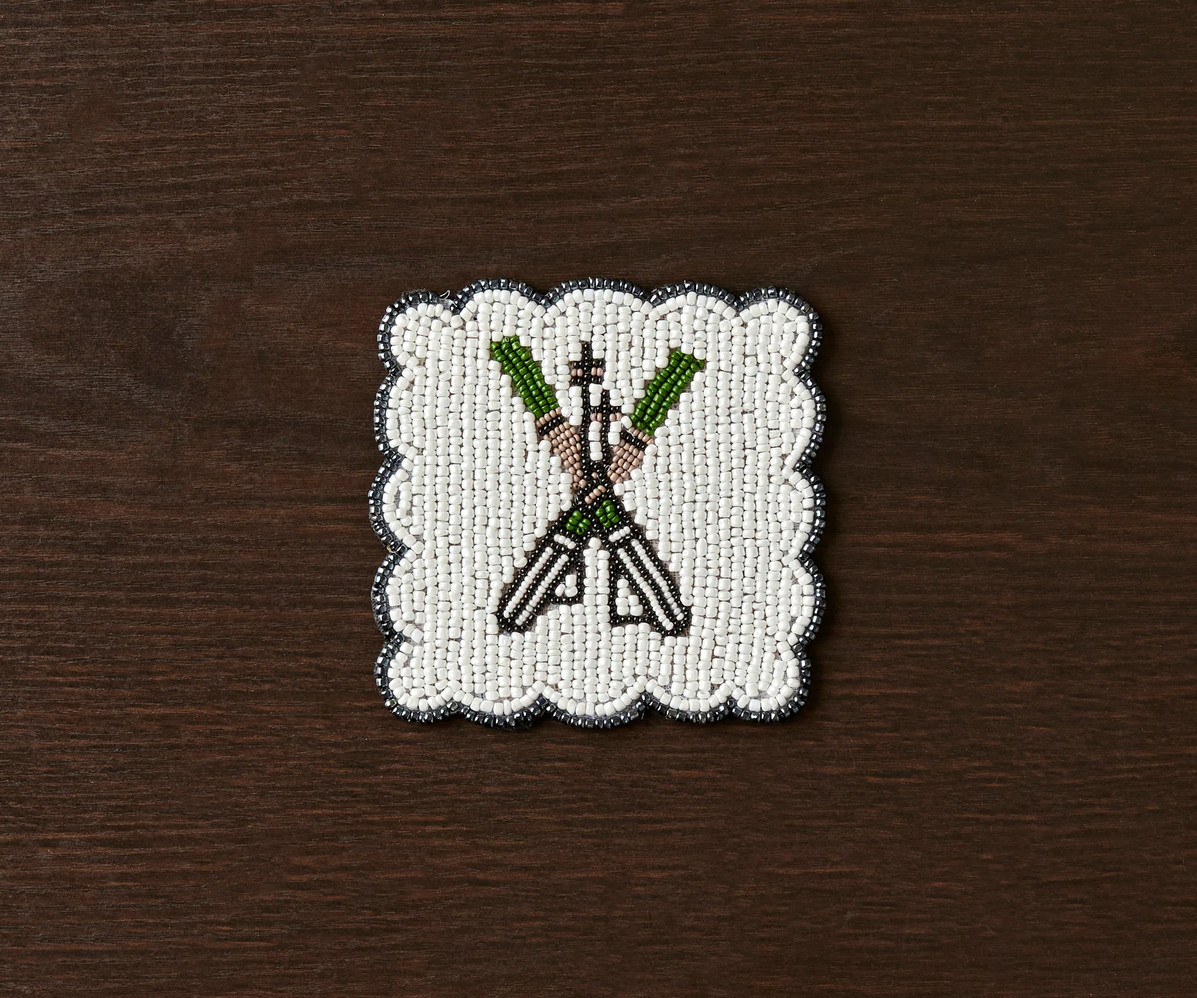 Handmade Beaded Ski Coaster with Pearls – Elegant Black, White, and Green - Image 4