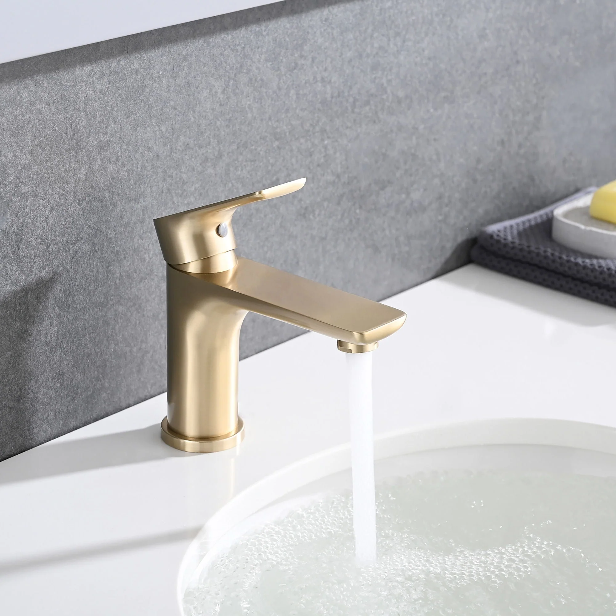 Modern Bathroom Sink Faucet Single Handle Brass Countertop Mount - Image 5