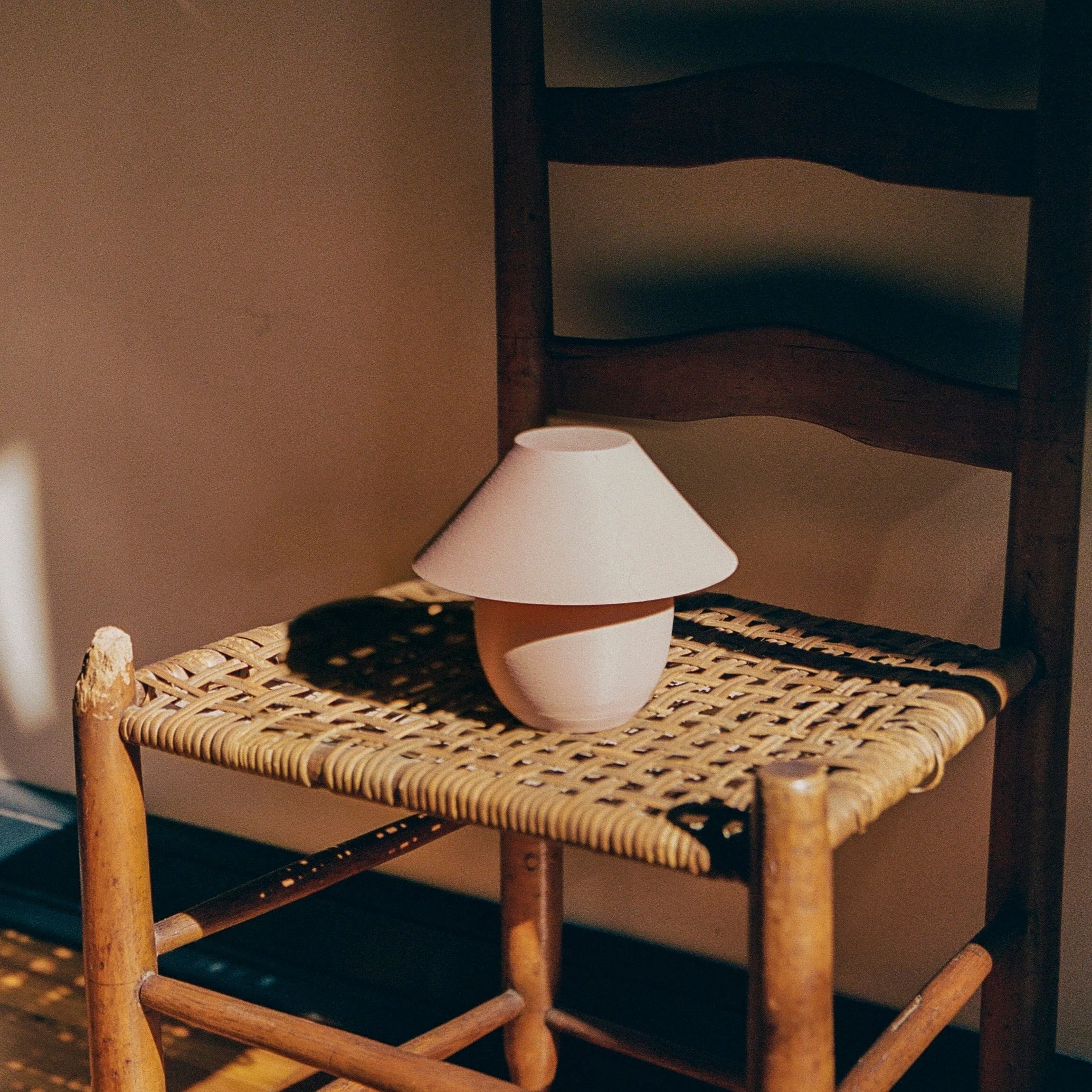 Scoop Lamp - Image 30