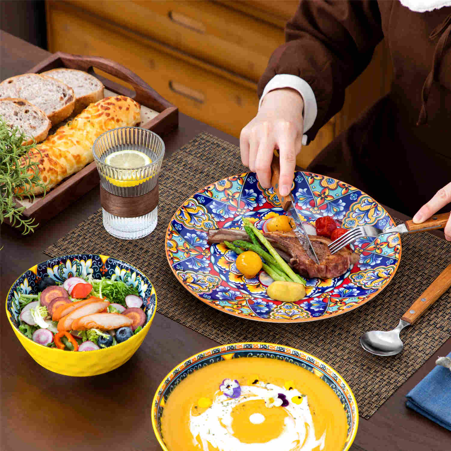 Simi 18 Piece Dinnerware Set - Image 17