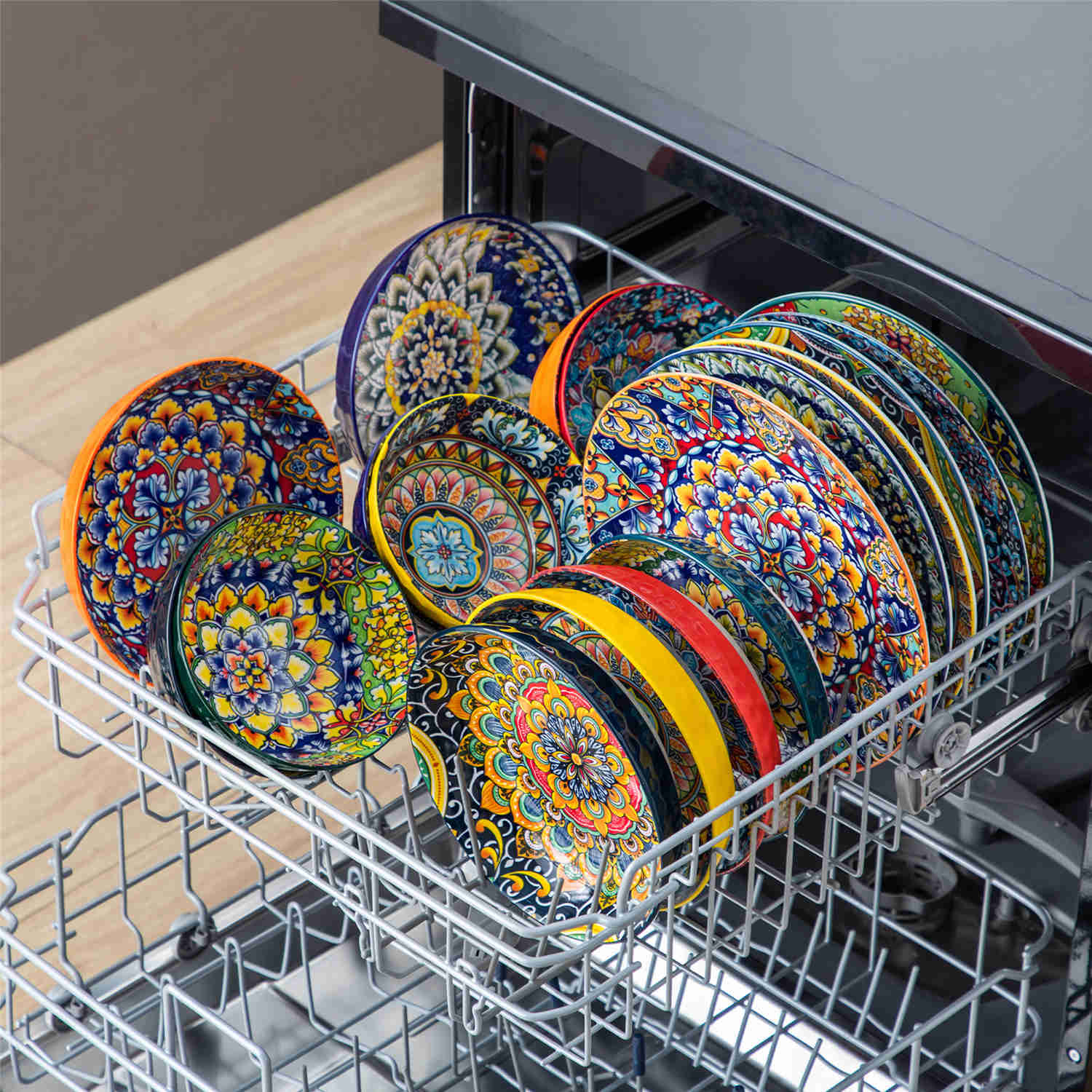 Simi 18 Piece Dinnerware Set - Image 27