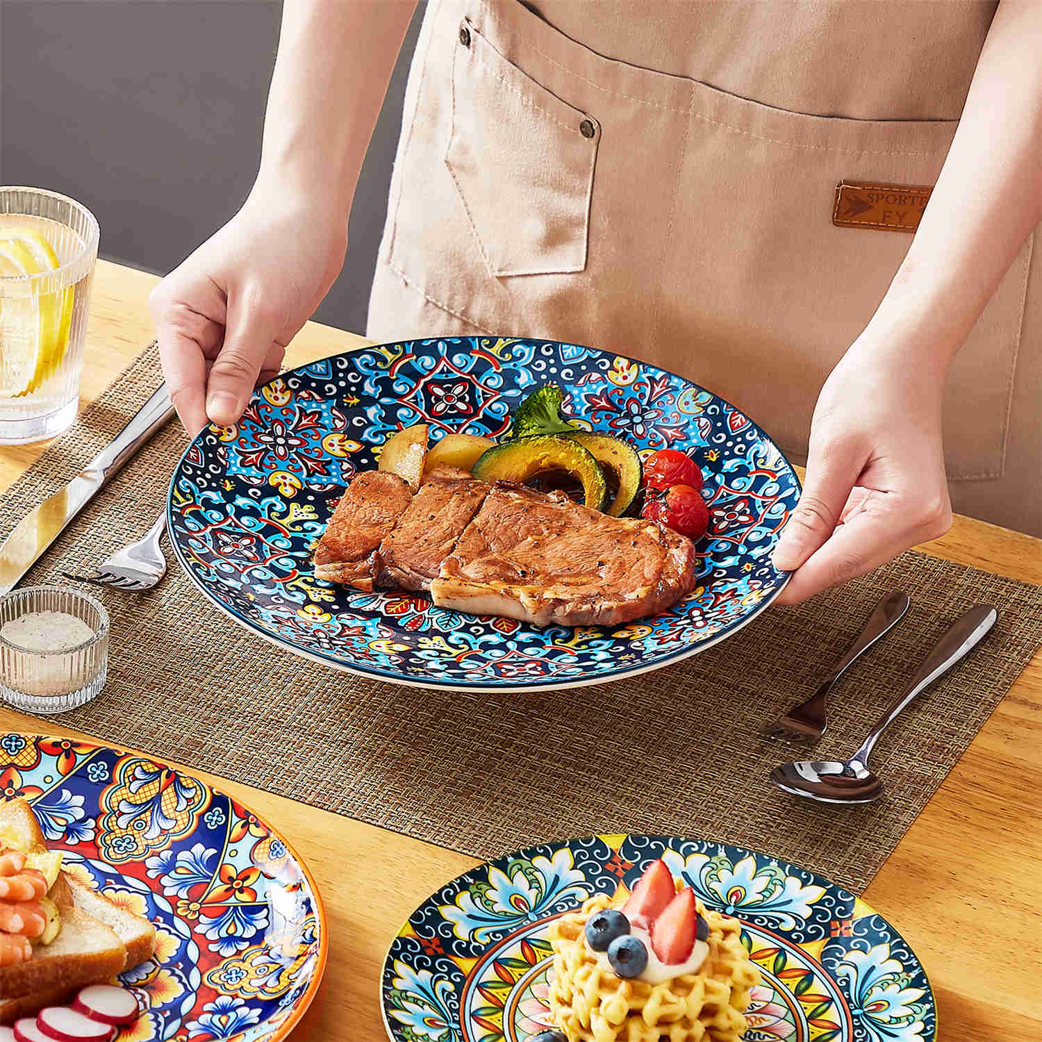Simi 18 Piece Dinnerware Set - Image 6