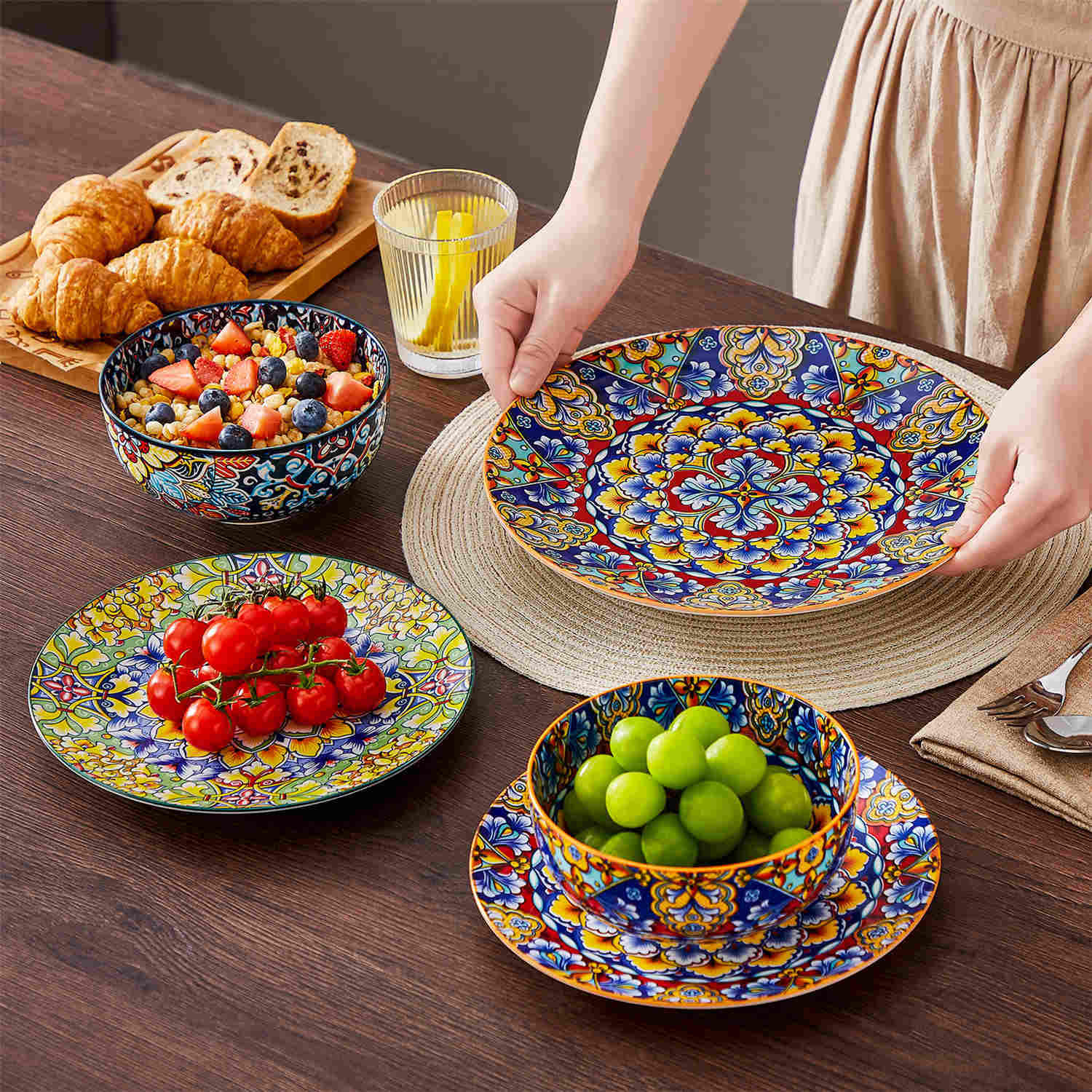 Simi 18 Piece Dinnerware Set with Double-Sided Bowls - Image 6