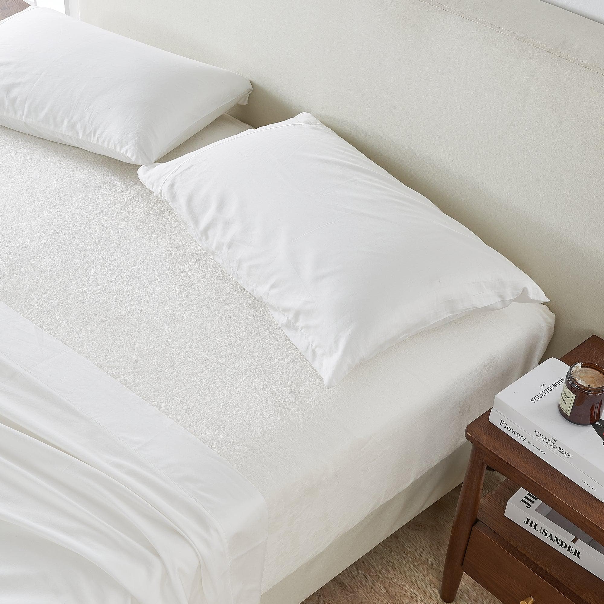 Solid Plush Fitted Sheet - Velvet Luxe Collection - Image 21
