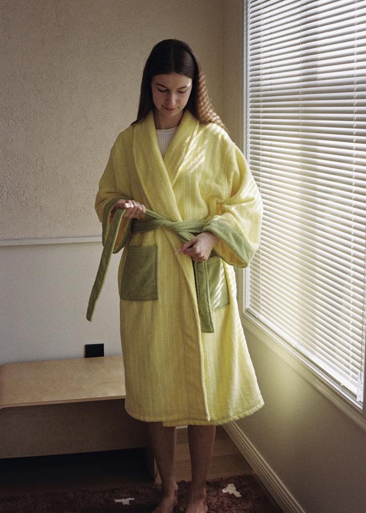 Dopamine Stripe Bathrobe - Image 11