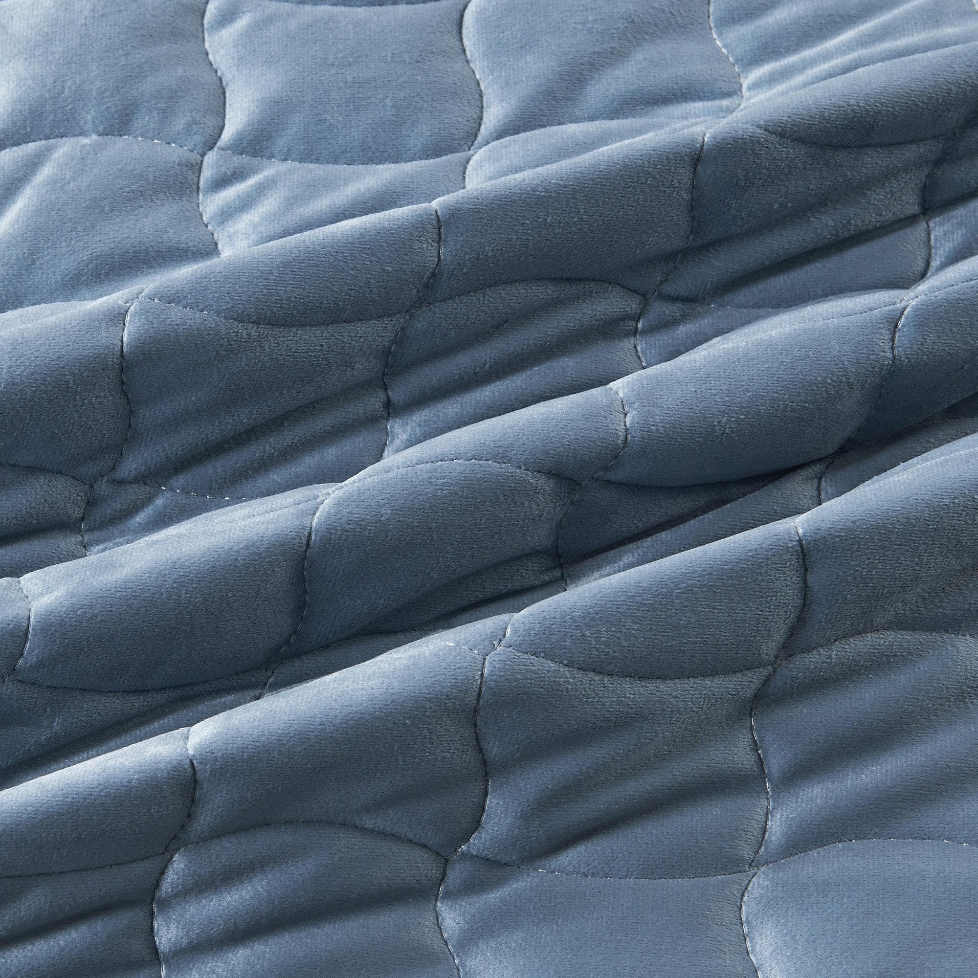Velvet Box-Stitched Quilt Set - Vivica Collection - Image 3
