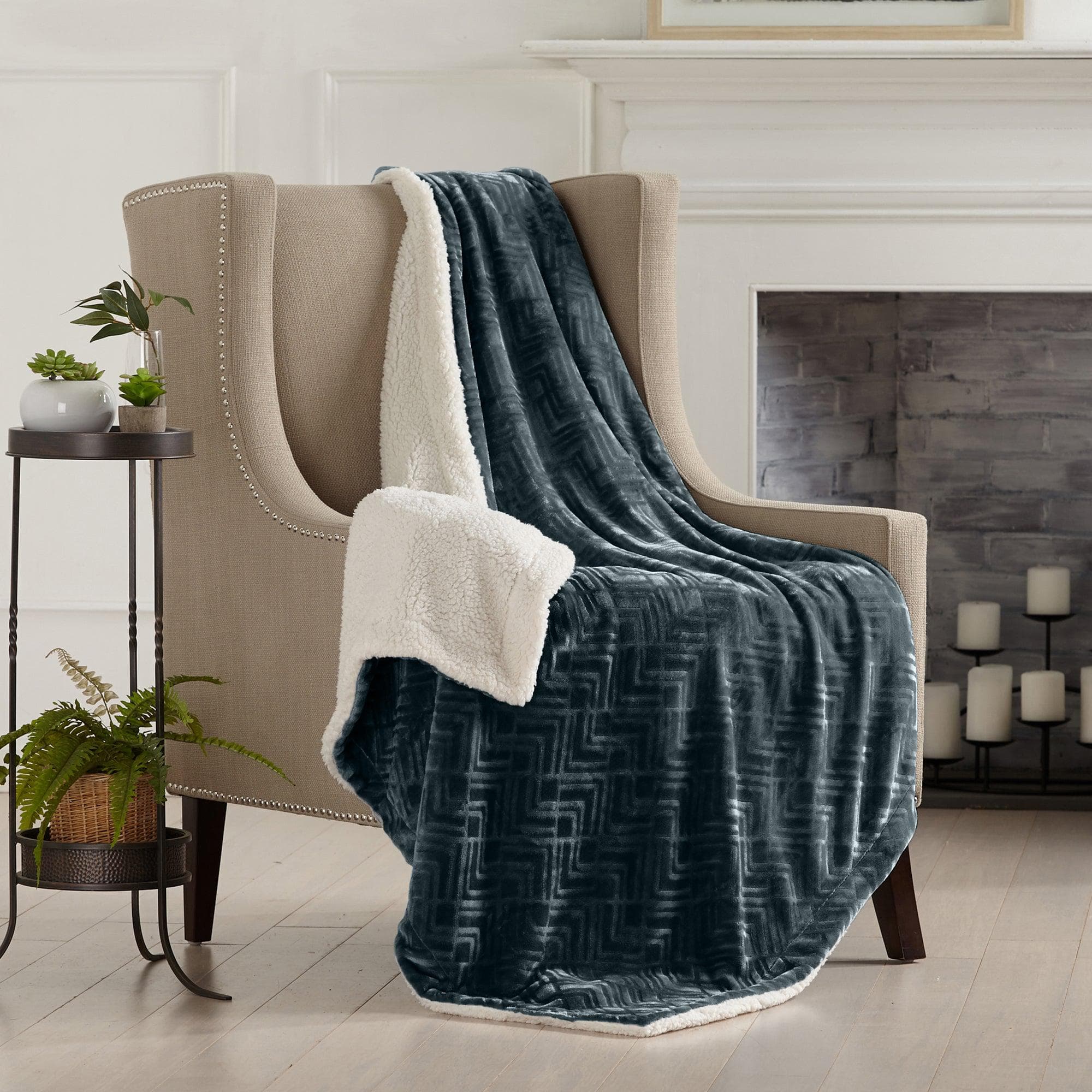 Velvet Plush Sherpa Luxury Bed Blanket - Cielo Collection - Image 20