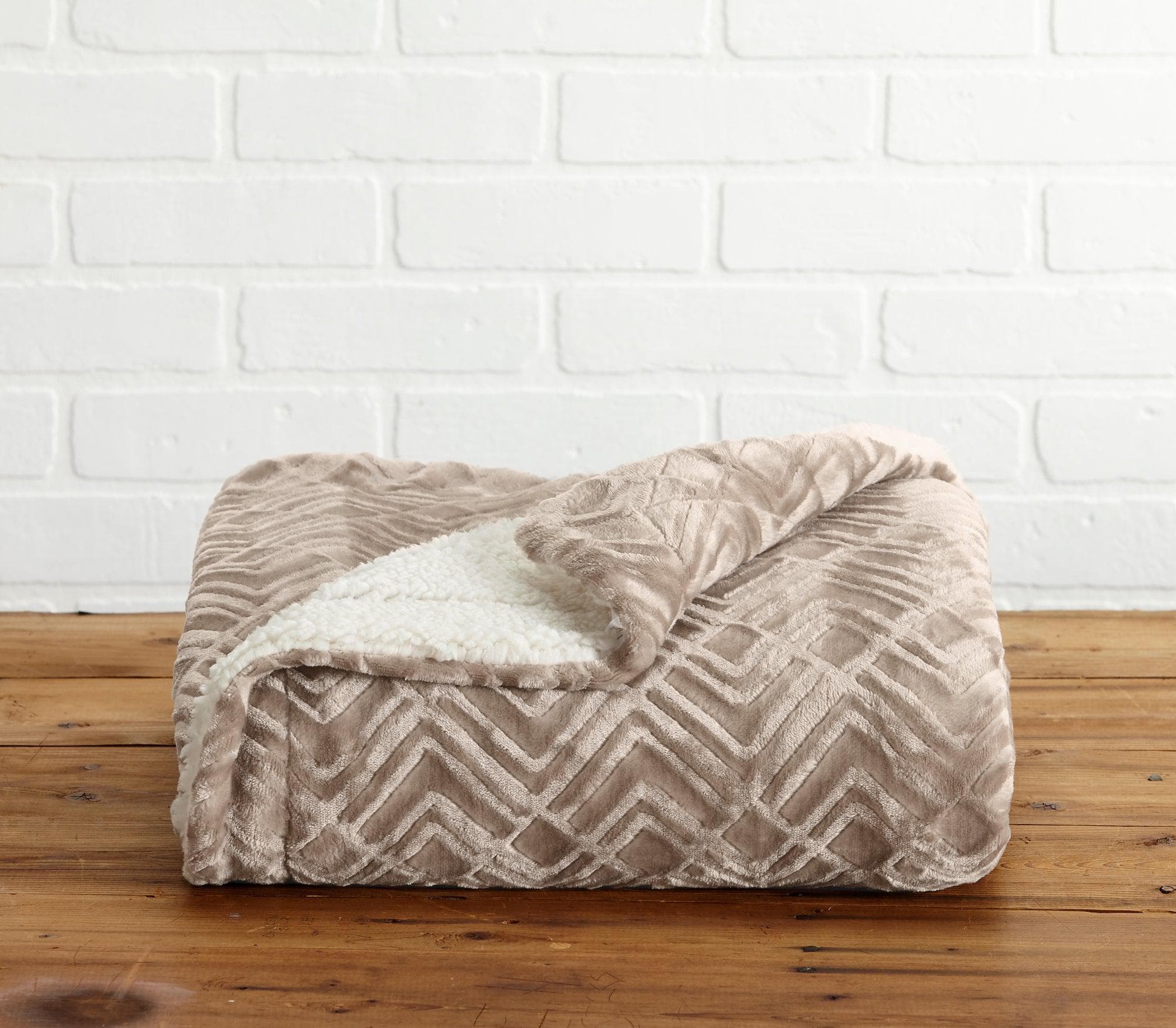 Velvet Plush Sherpa Luxury Bed Blanket - Cielo Collection - Image 37